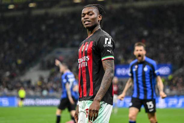 欧战三杰“一路向东”，意大利足球等来美丽复兴？