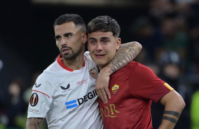 黄金甲体育官网-欧联杯决赛评分：塞维门将封神，迪巴拉中规中矩