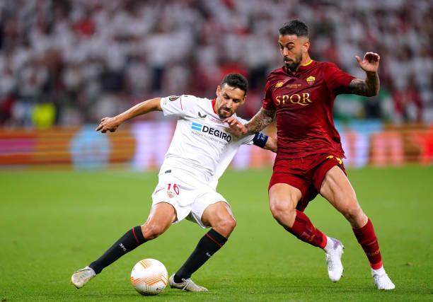 黄金甲体育官网-欧联杯决赛评分：塞维门将封神，迪巴拉中规中矩