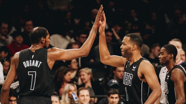 黄金甲体育-【观察】多笔运作收获奇效 篮网GM夏天表现被低估？