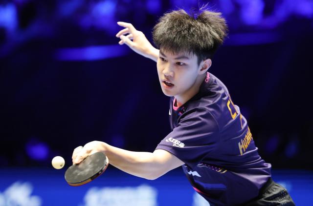 孙颖莎首次亮相亚洲杯 黄友政爆冷击败张本智和