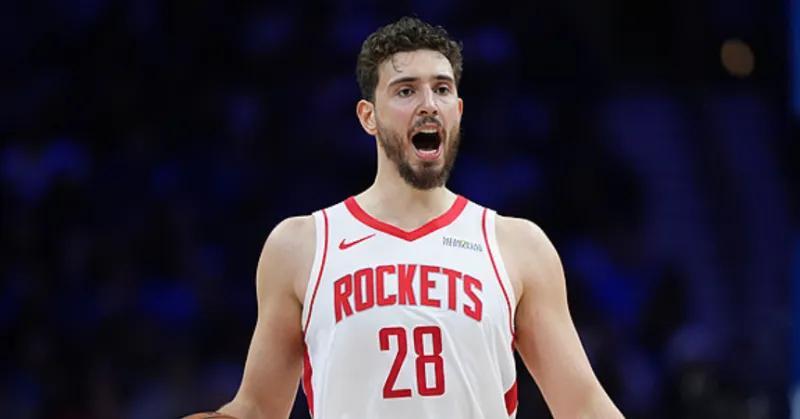 黄金甲体育-火箭4小将再曝弊端！伊森阿门运球真垮，史密斯神经刀，申京撅腚