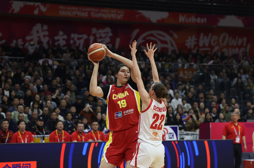 张子宇仅4分最差一场？韩旭5中5携李月汝复苏 三塔仍是赢球保障