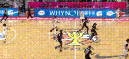 黄金甲体育-中国女篮今夜变阵，半场领先南苏丹10分！罗欣棫9分，张子宇8分