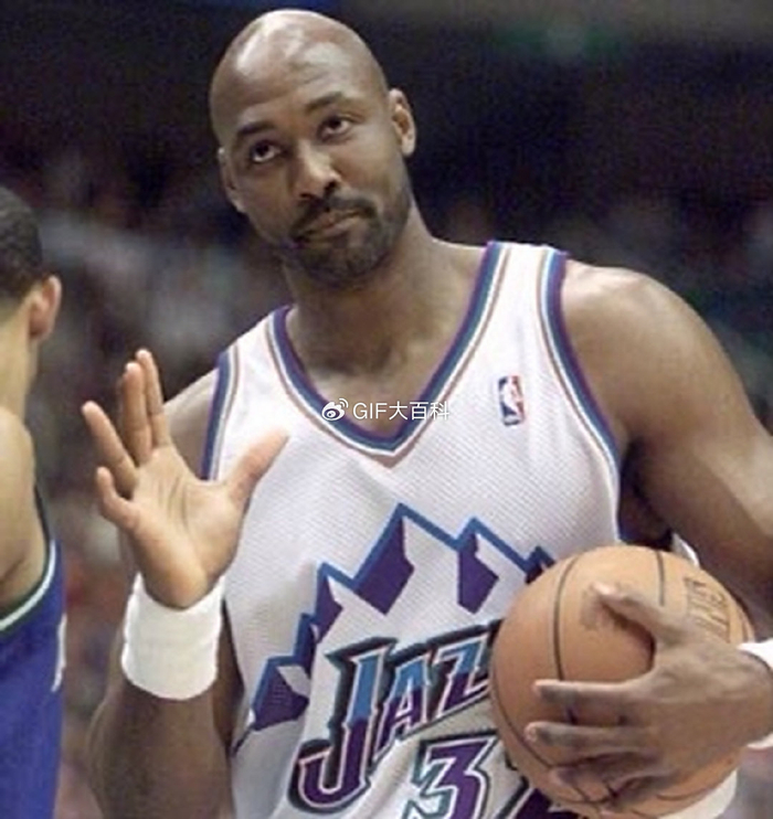 邮差永远准时！卡尔马龙NBA历史得分榜第二，和乔丹的时代对决|爵士|总决赛|迈克尔·乔丹|篮板|冠军_新浪体育_新浪新闻